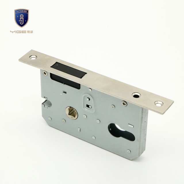 great-looking Interlock magnet door lock for aluminum door